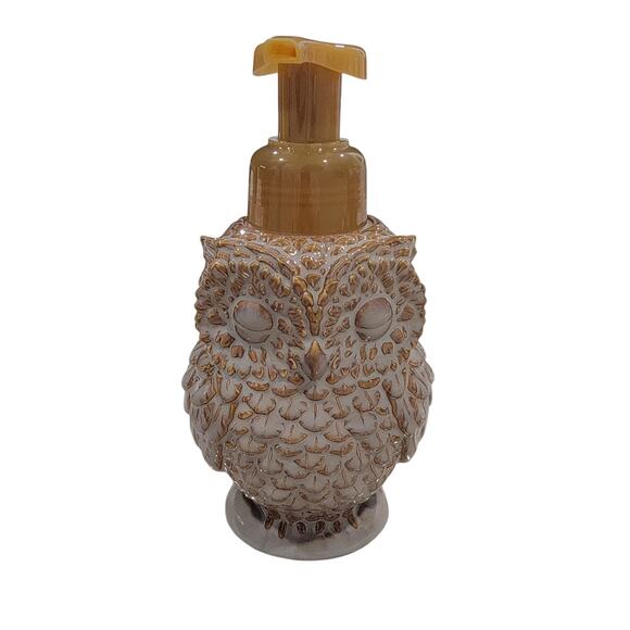 Bath & Body Works Owl Gentle Foaming Hand Soap Dispenser Ceramic Tan Collectable - Picture 1 of 8